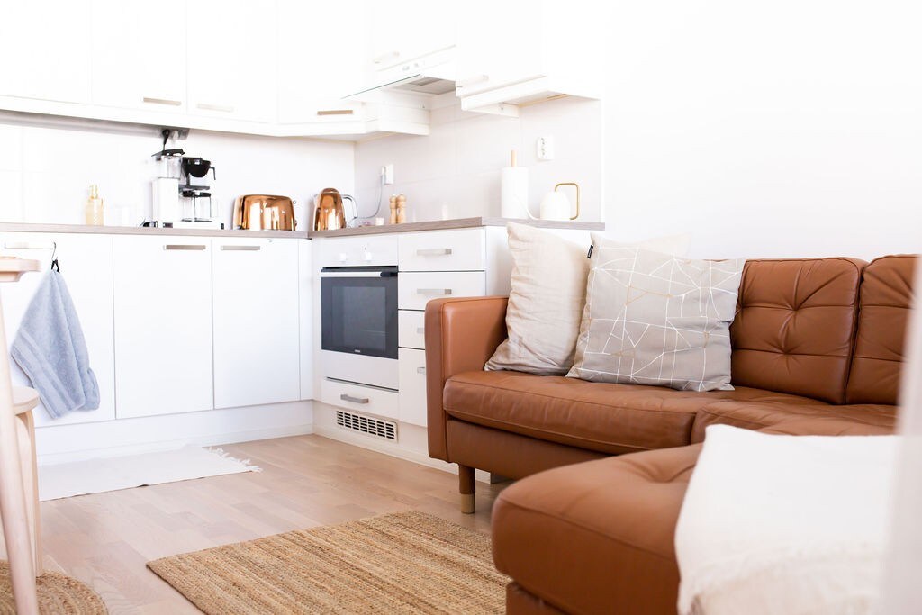 舒适的单卧室公寓，配备私人桑拿和车库