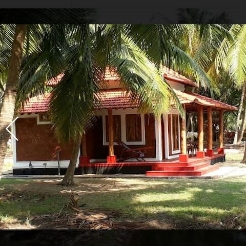 Thaikadappuram的民宿
