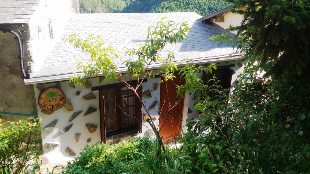 Gîte "La Granota" avec vue sur la montagne