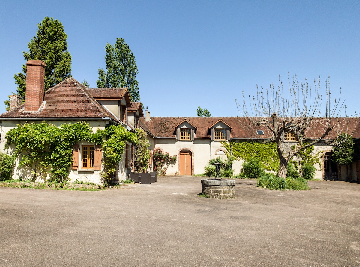 L'Île aux Hérons, ferme gîte au bord de l'eau