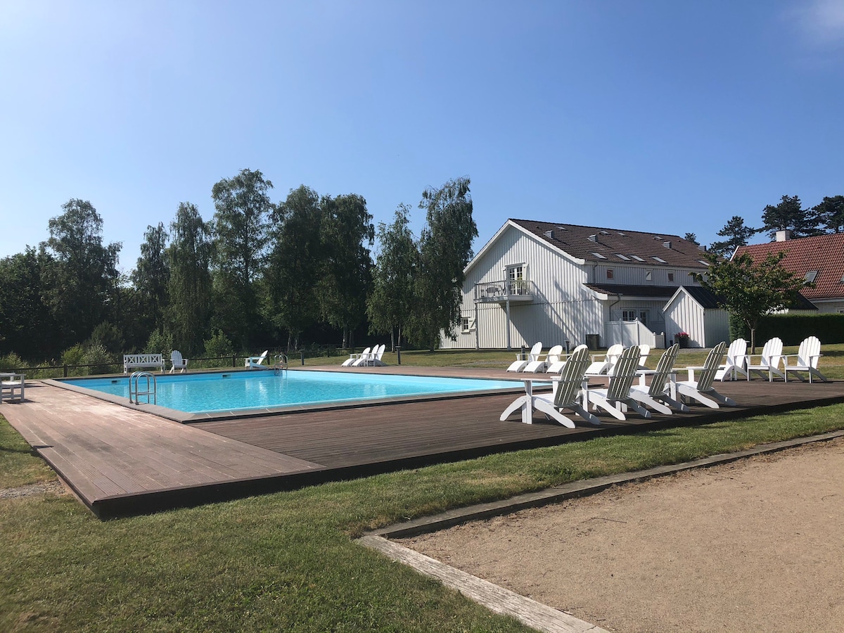 RØRVIG公园：带游泳池/网球场的漂亮度假屋