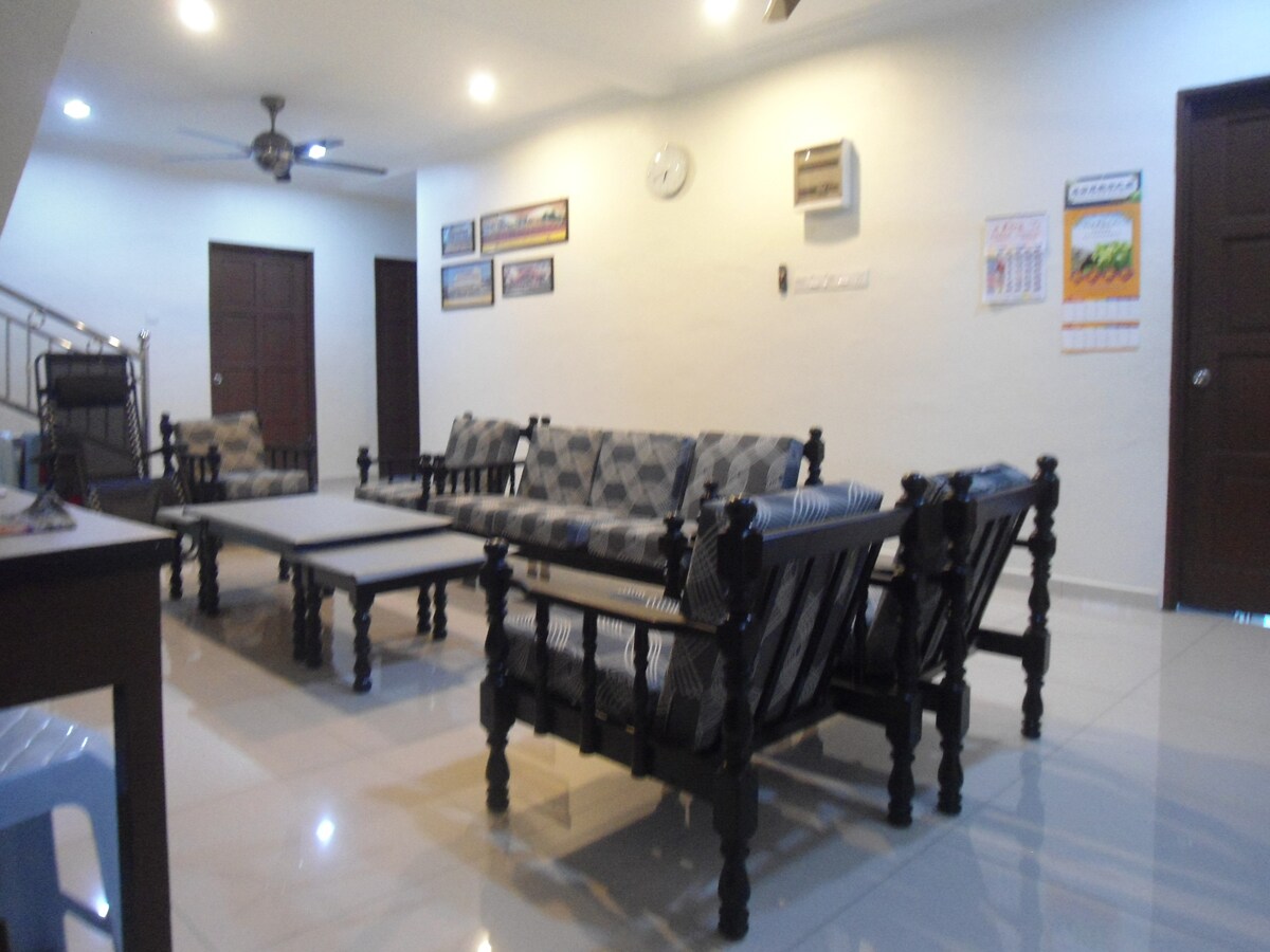 BE Station Home Stay