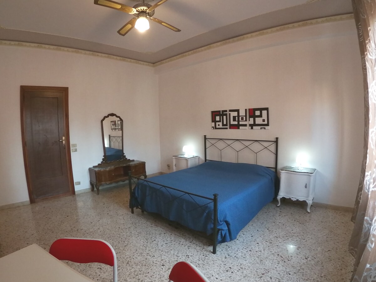 ROOM TRAPANI "D22"