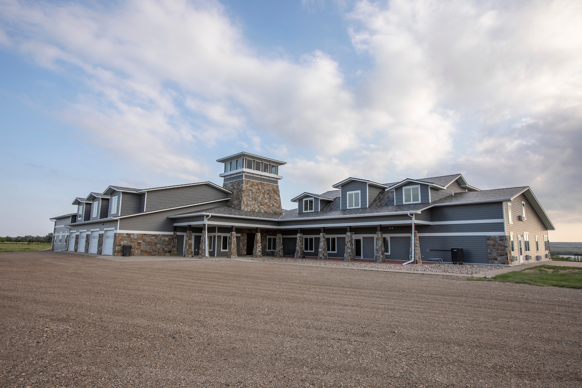 The Lodge at Medicine Creek Farms