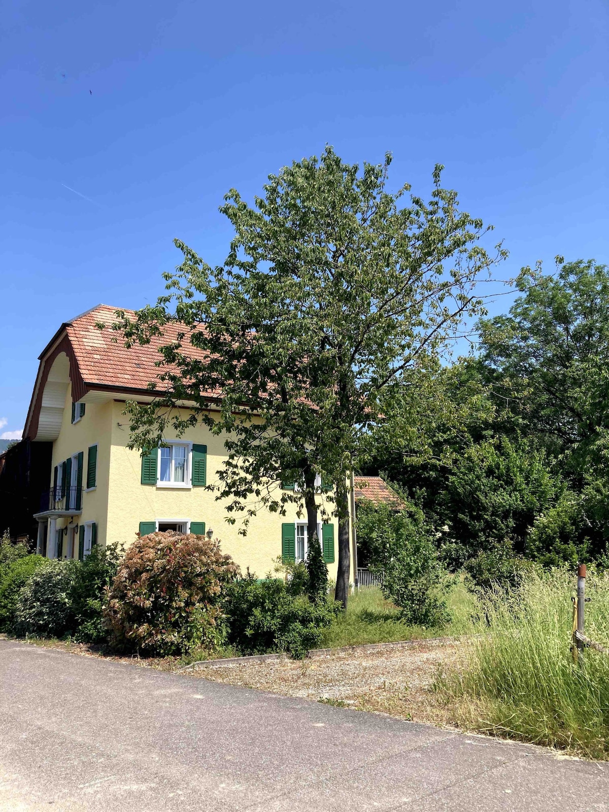 quiet house for 9 people in paradise farm