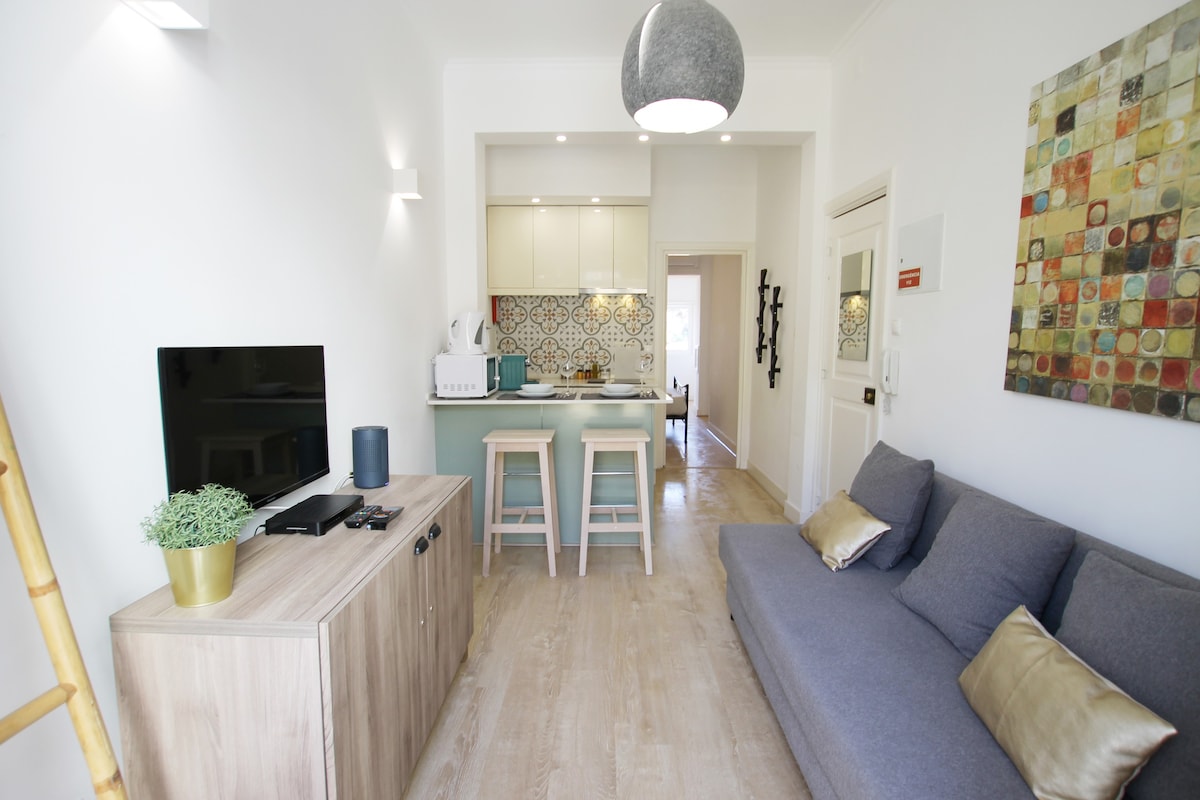 Bright and comfortable apartment in Estrela