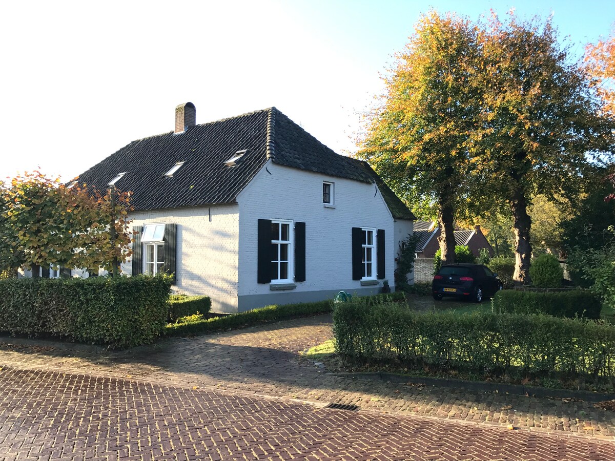 Sint Michielsgestel ， De Zijkamer ，住宿加早餐De Stokhoek