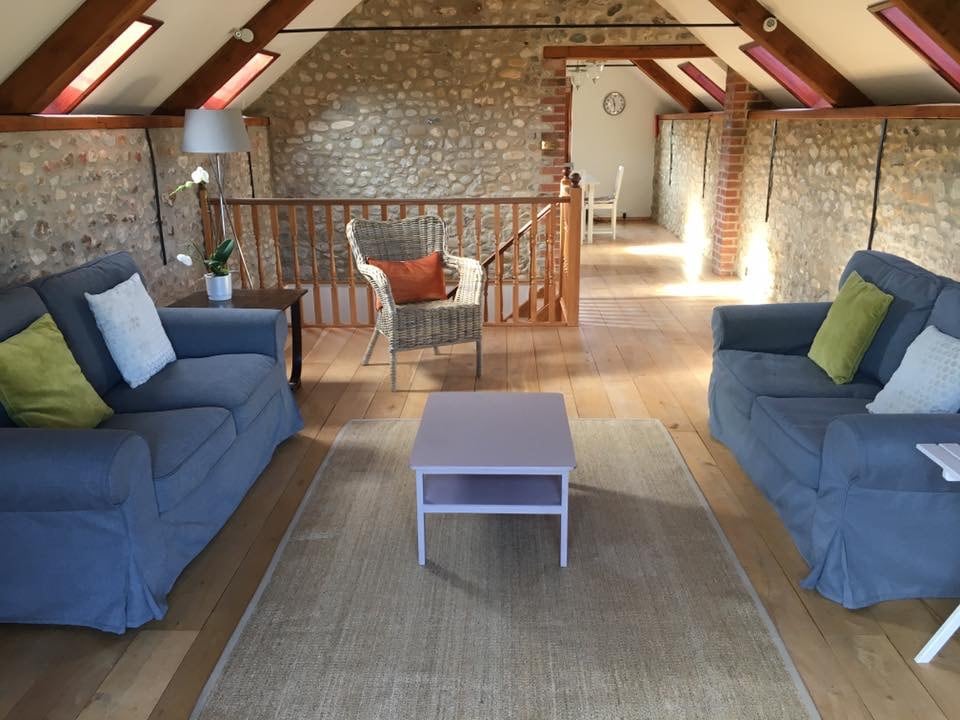 Barn conversion set in farmland near to the beach