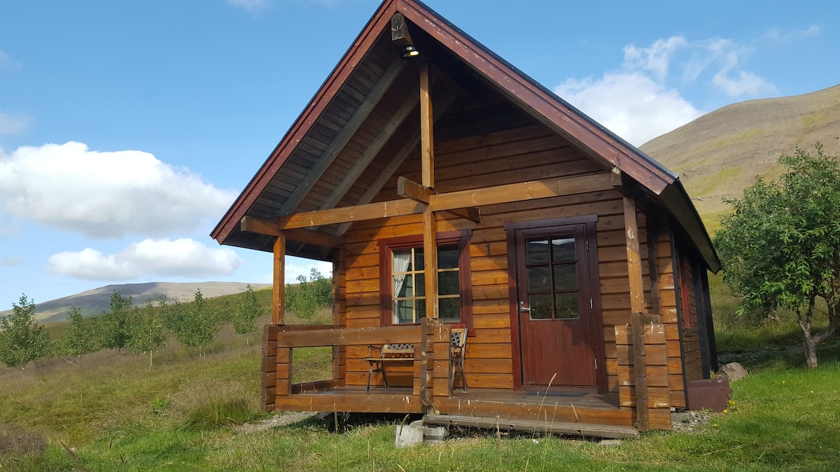 Svarfhóll, Chalet 1