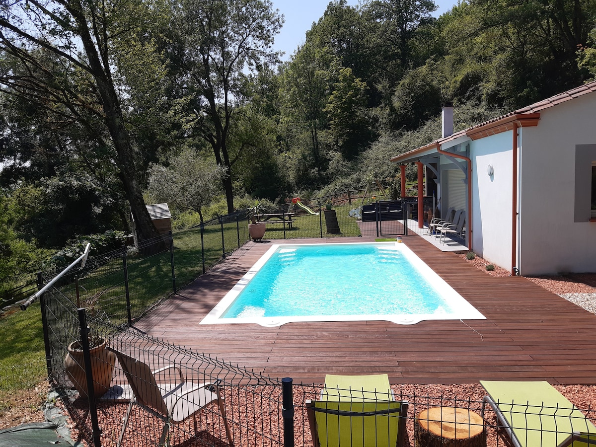 Villa avec piscine: détente en Lot-et-Garonne