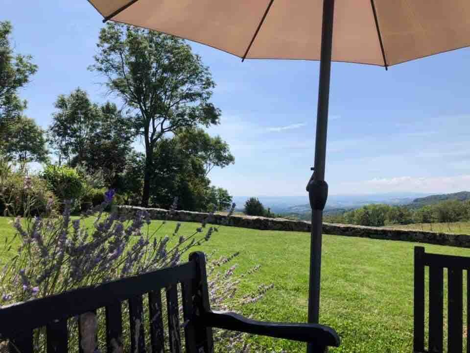 Séjour au vert, campagne, piscine, vue panoramique