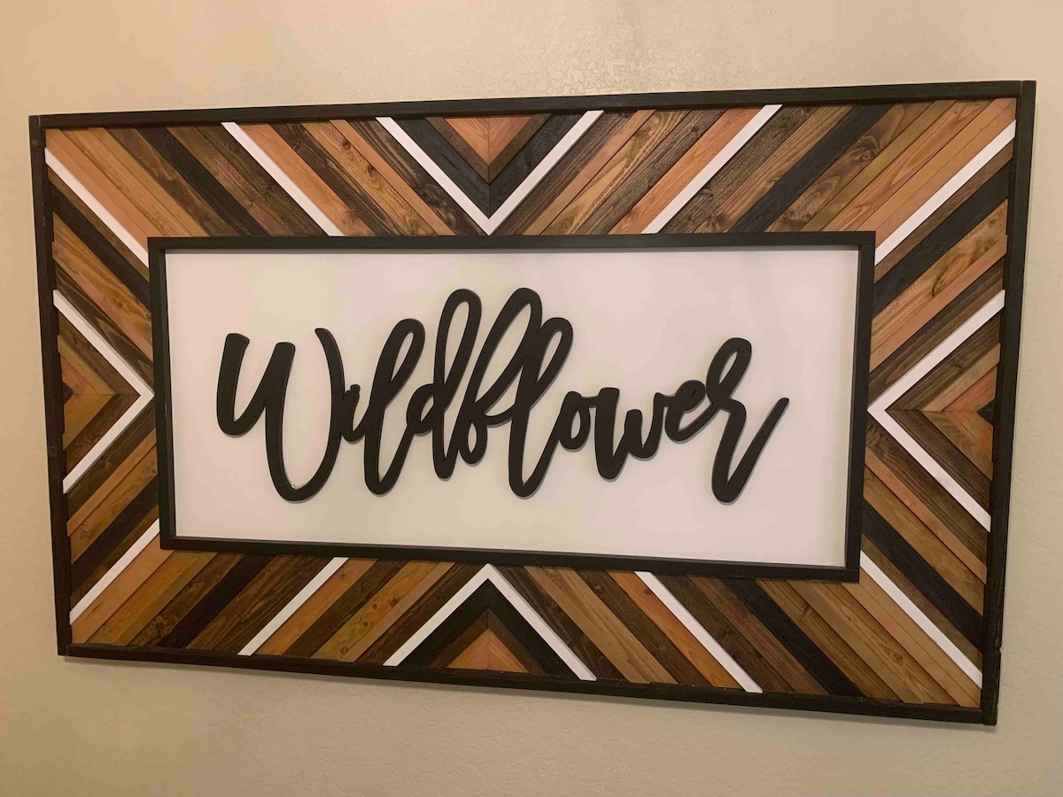 Welcome to Wildflower: A lovely 2 bedroom condo