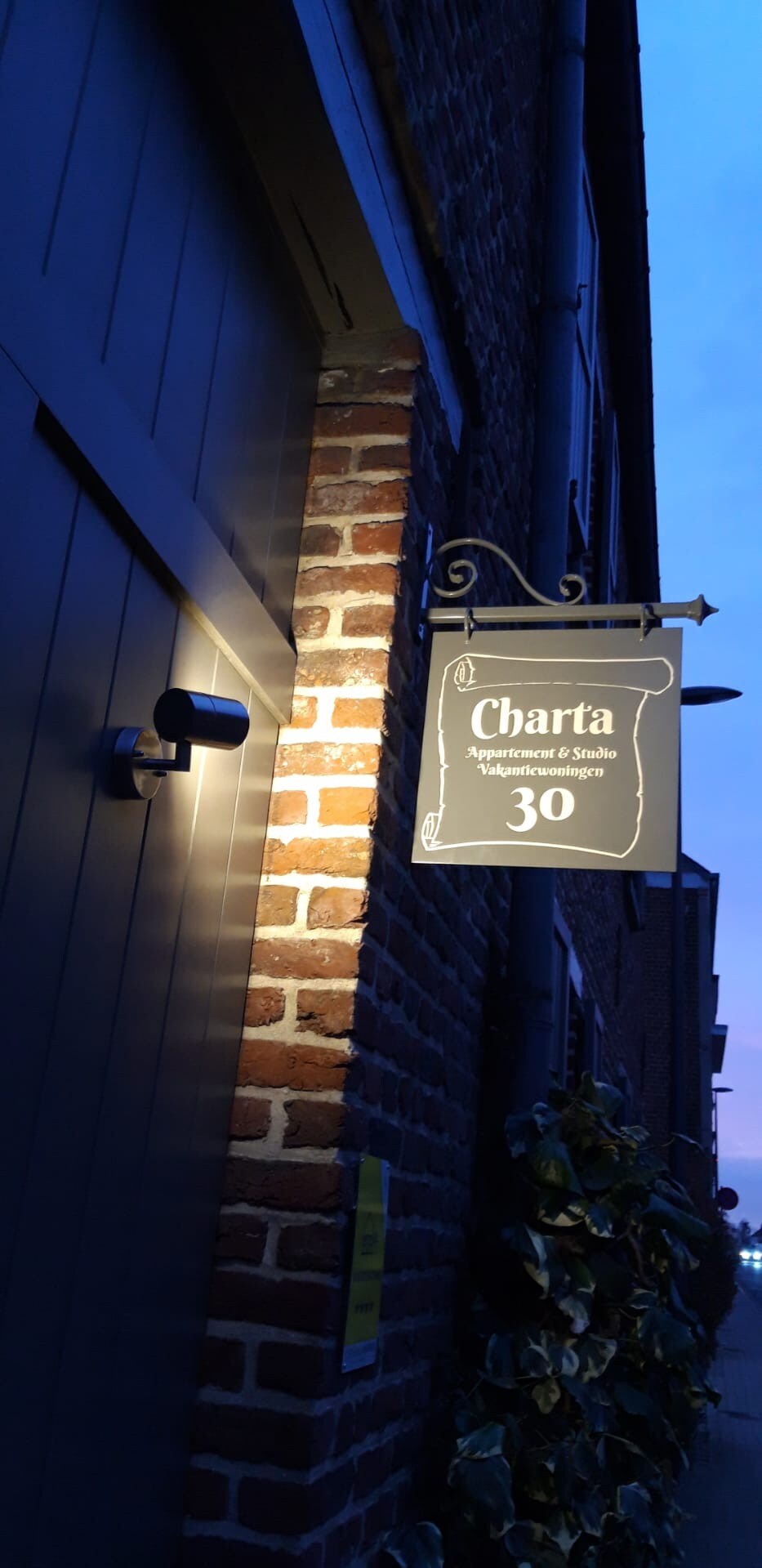 Charta单间公寓，位于布鲁塞尔和鲁汶之间