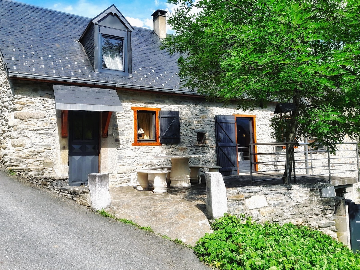 CHEZ BERNAT AU COEUR DES PYRENEES