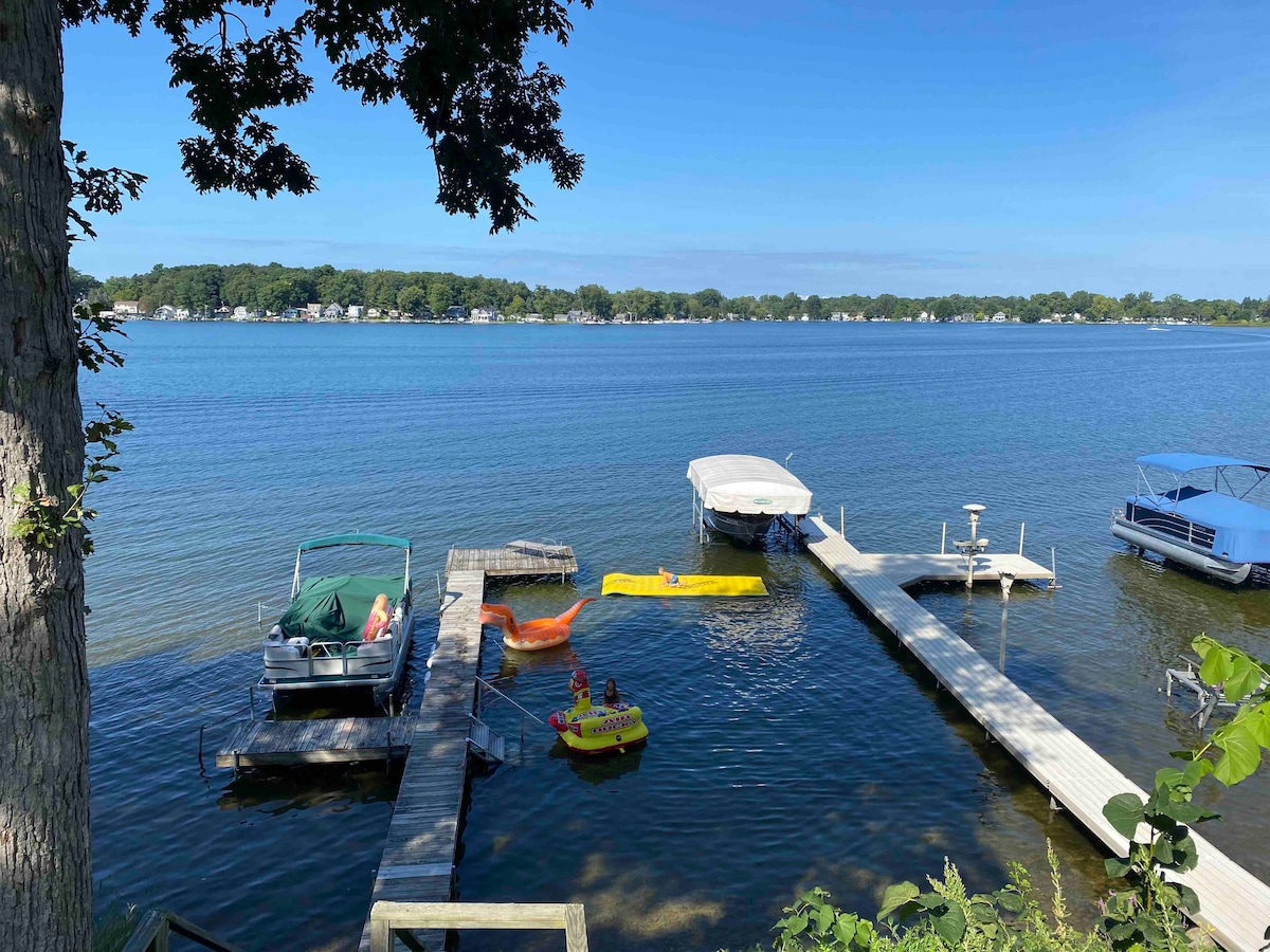 Lakefront! One of the best views on the lake!