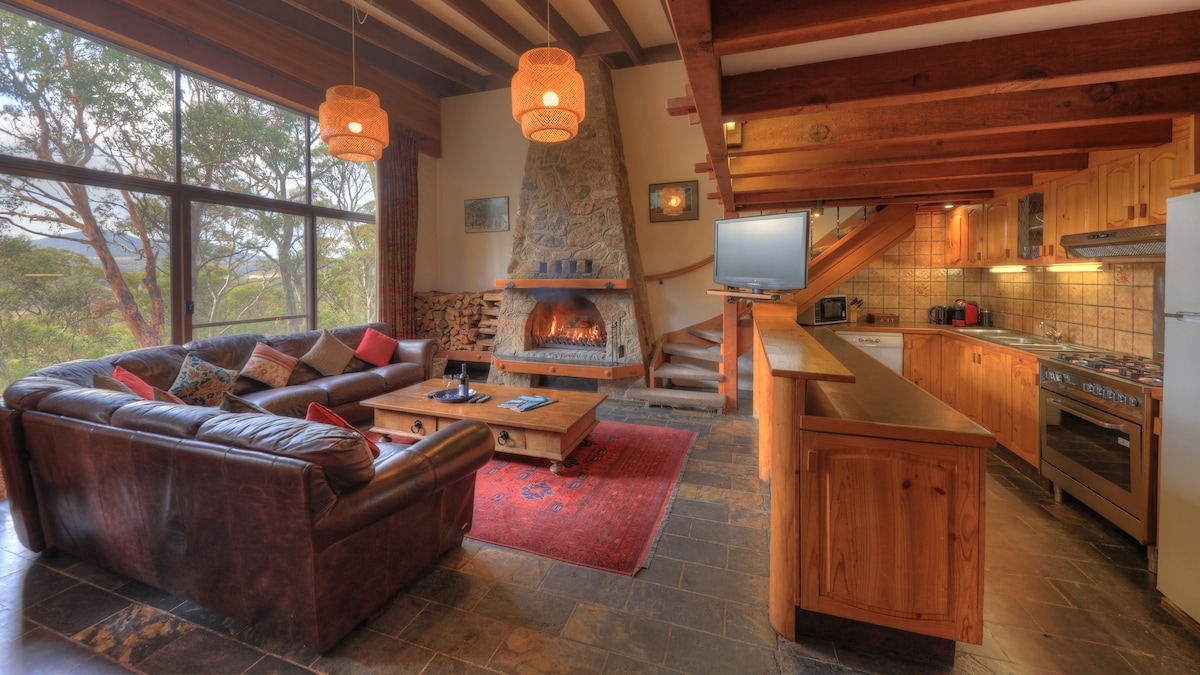 Luxury Timber and Stone Mountain Escape