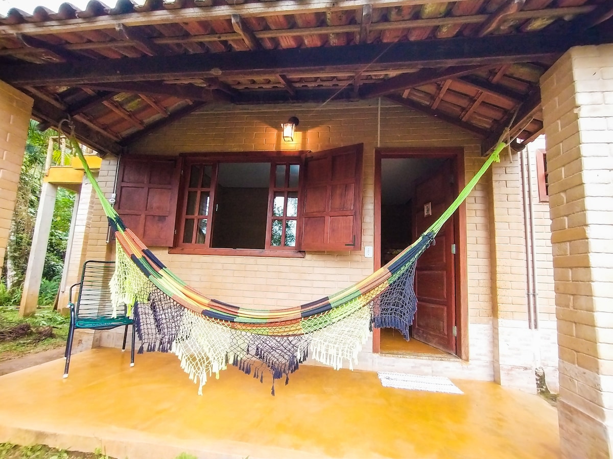 Manacá Suite - Beijaflor-Patr. da Penha住宿加早餐。