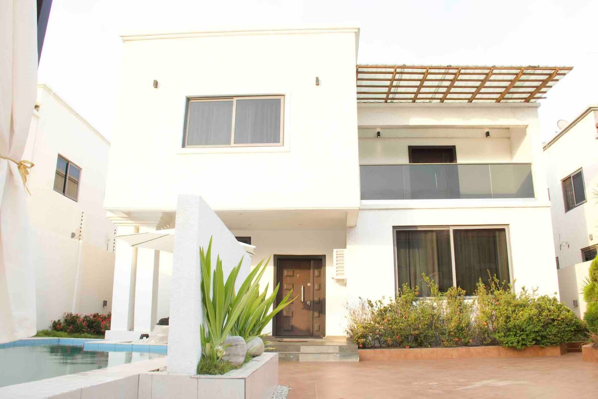Trendy Trassaco Home,4-bed SUITE