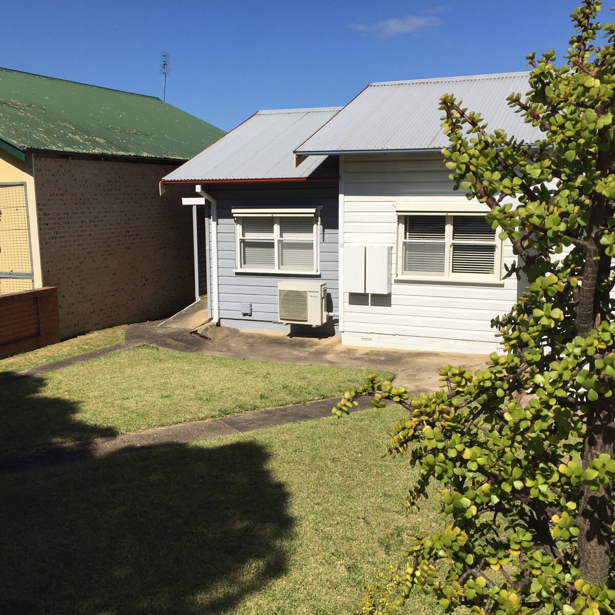 Bridge Cottage, South Coast