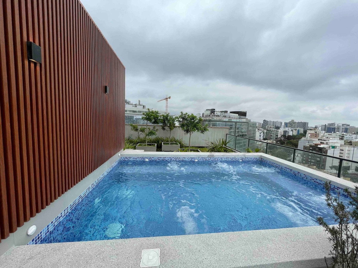 Luxury apartment  in Miraflores Lima /Gym/Parking