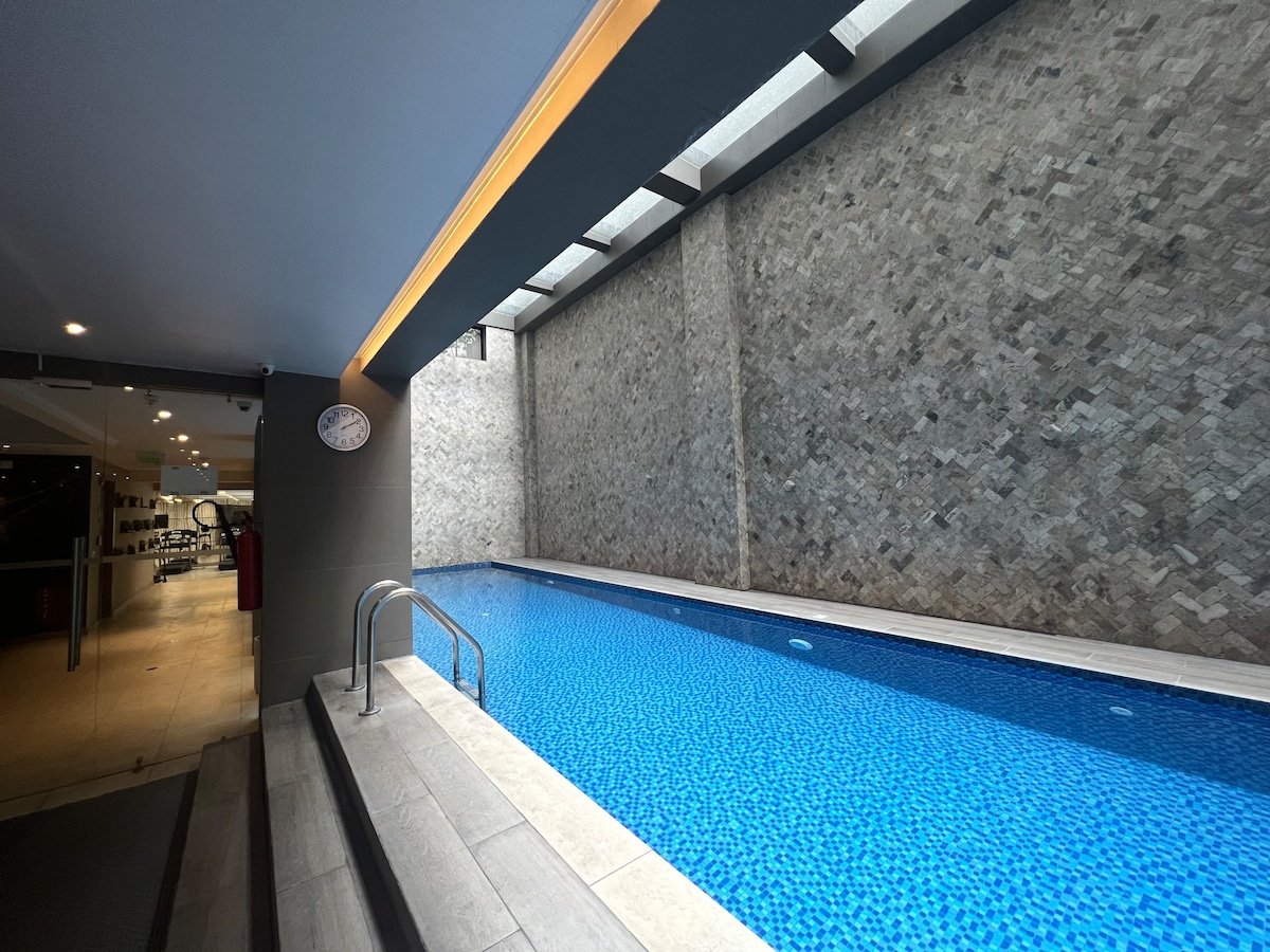 Suite romántica más piscina. La Carolina, Quito.
