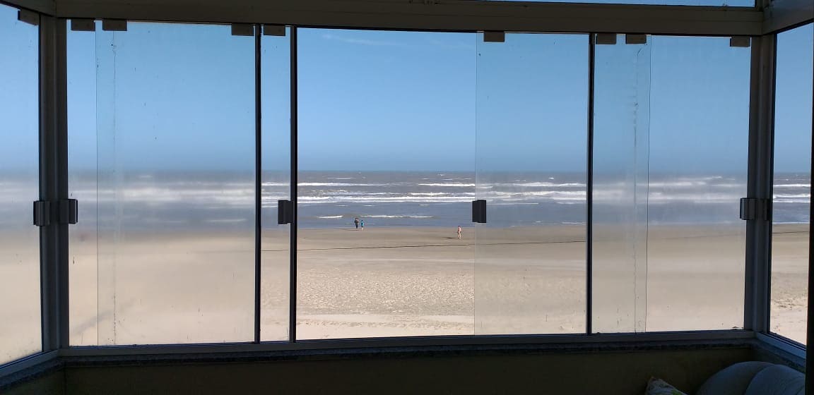整套公寓-阳台面向海滩