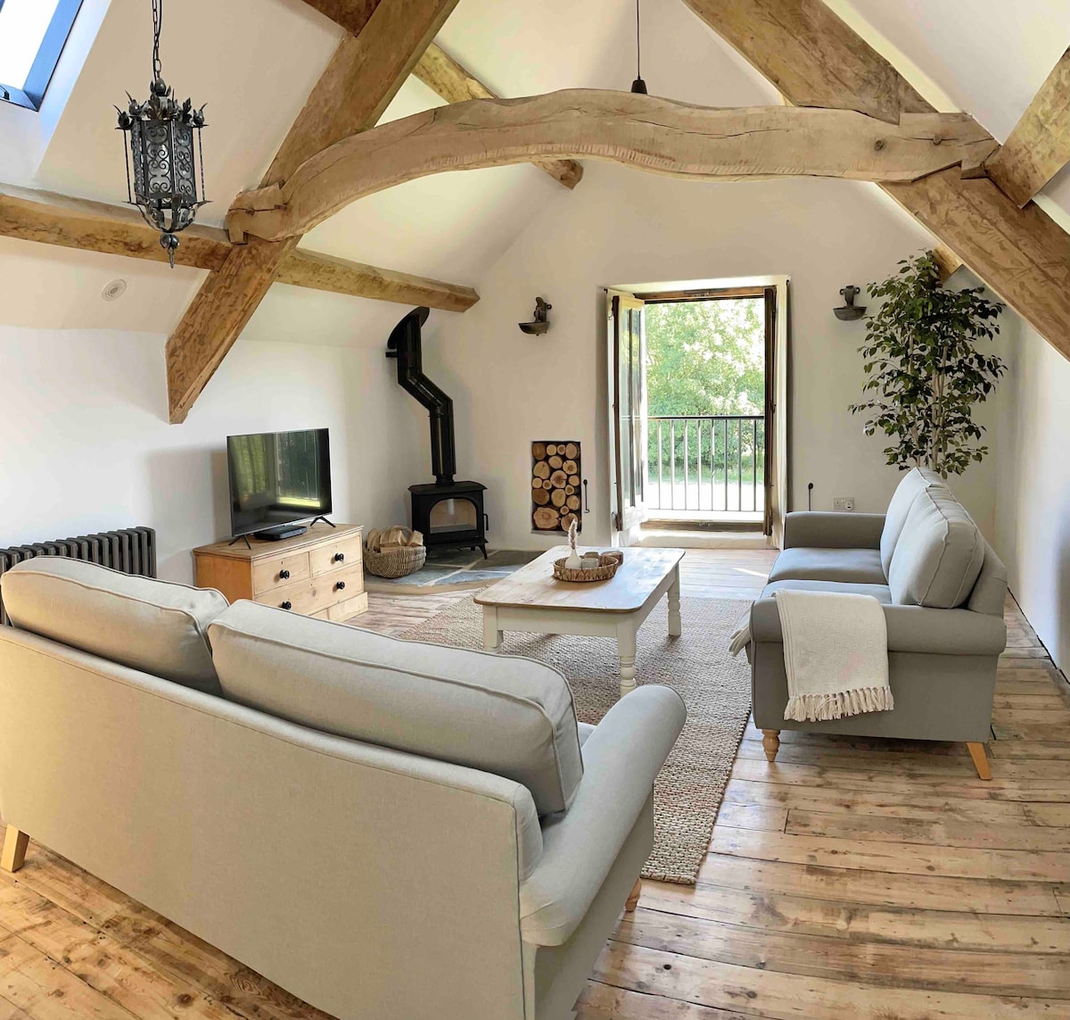 Idyllic Stone Cottage in North Devon