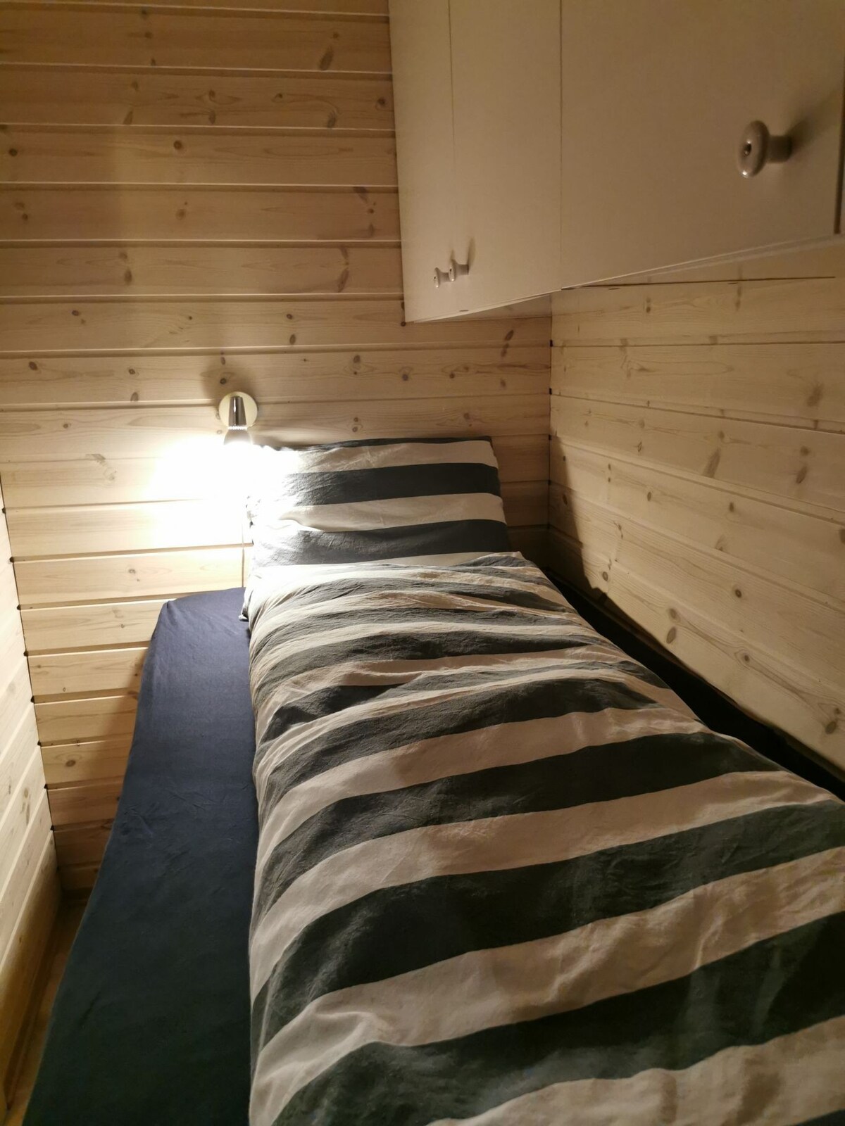 房源位于特罗姆瑟（ Tromsø ）中心地段，温馨舒适