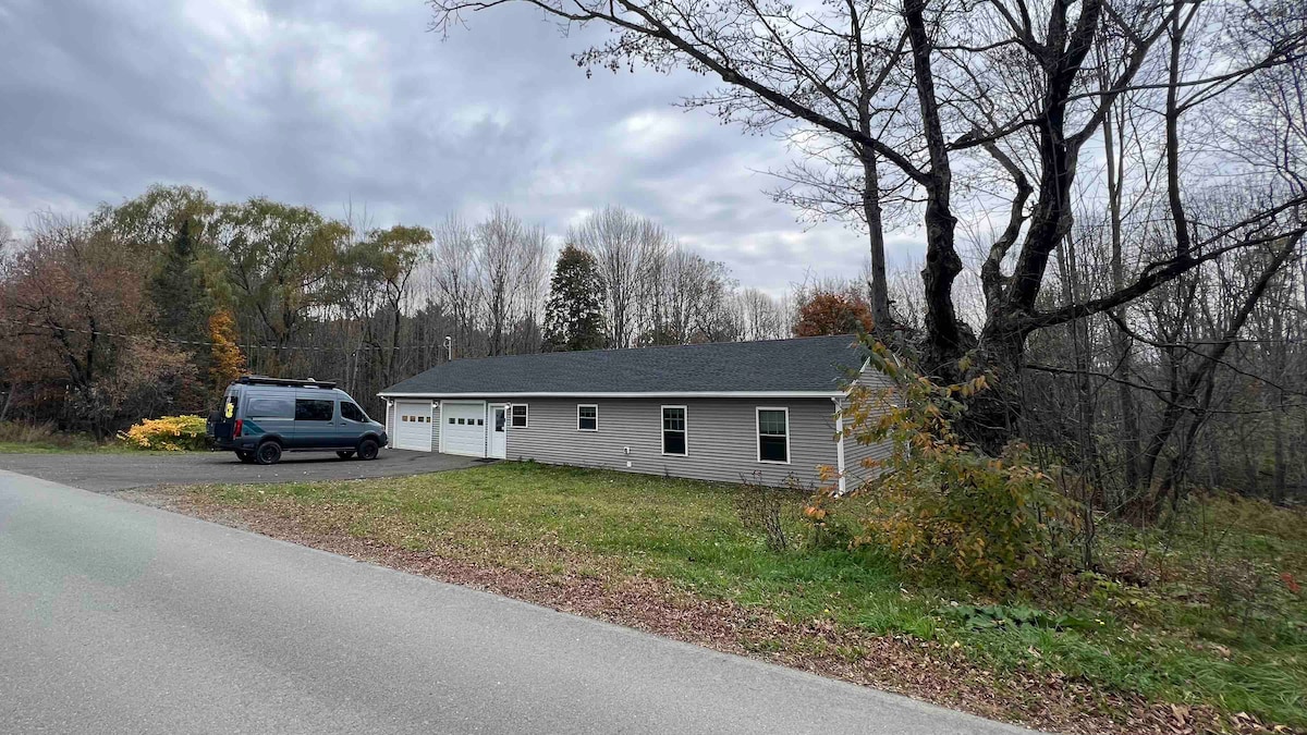 New 5 acre home w/ 3 bedrooms right on ITS trail!