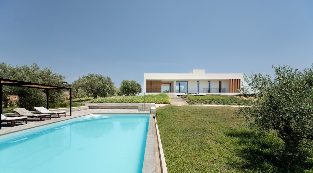 乌切利别墅（ Villa Uccelli ） -游泳池、景观和宁静