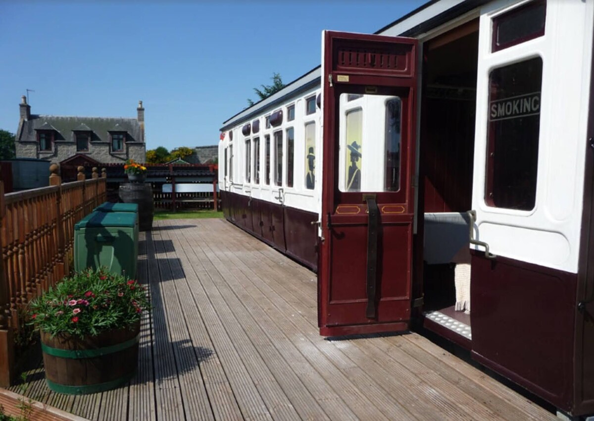 Unique Speyside stay in converted train carriage