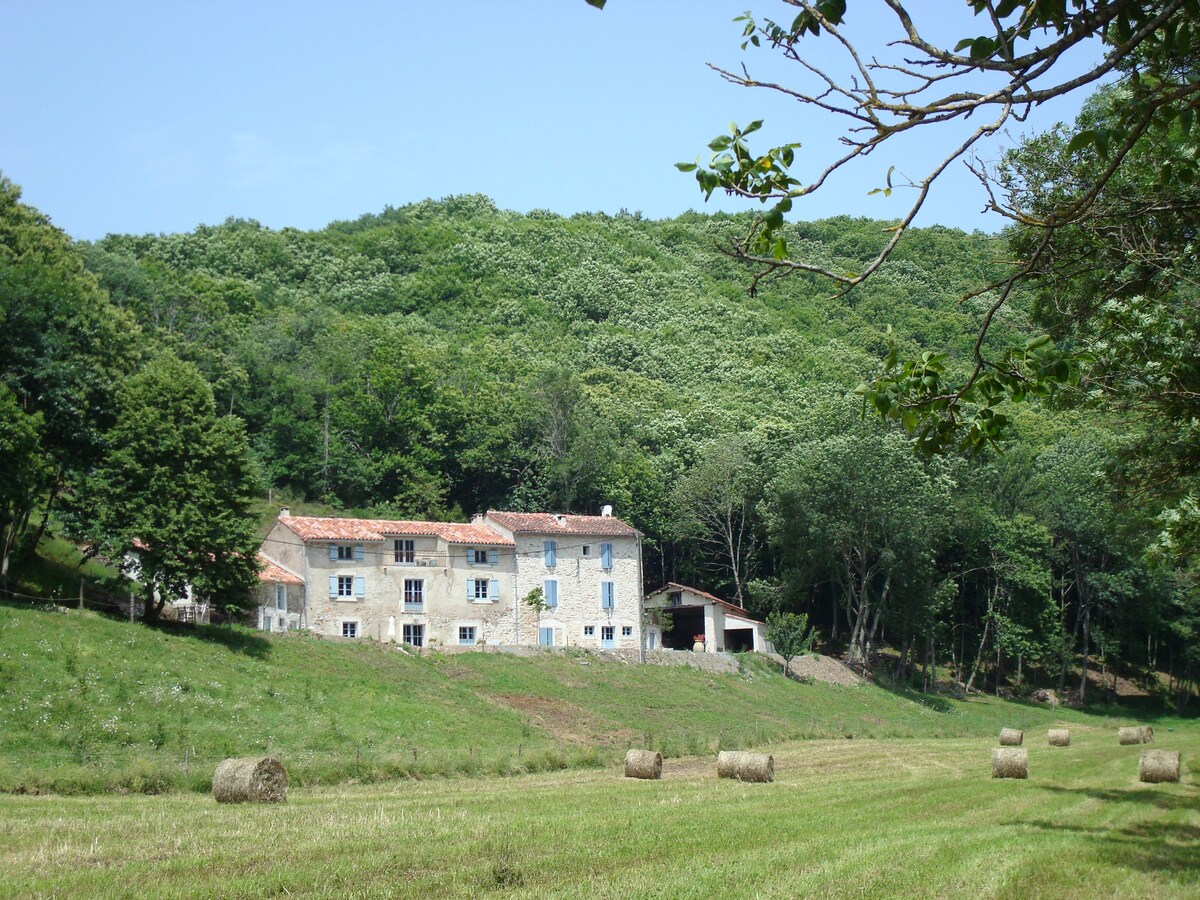 "La Grange" Maison de campagne, 4/10 personnes