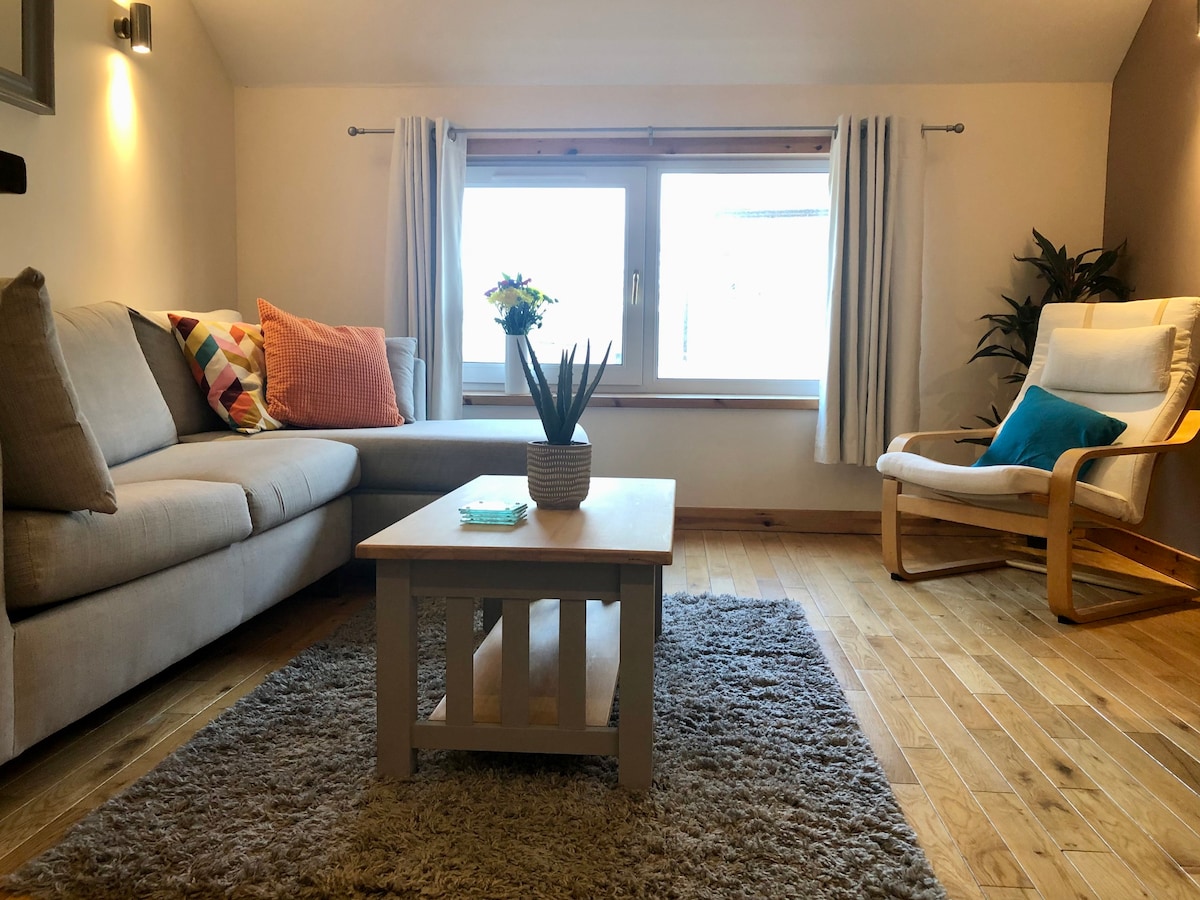 Apartment in the Heart of Kirkwall ~ Free Parking