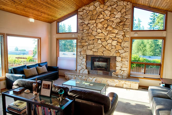 Chuckanut Drive North