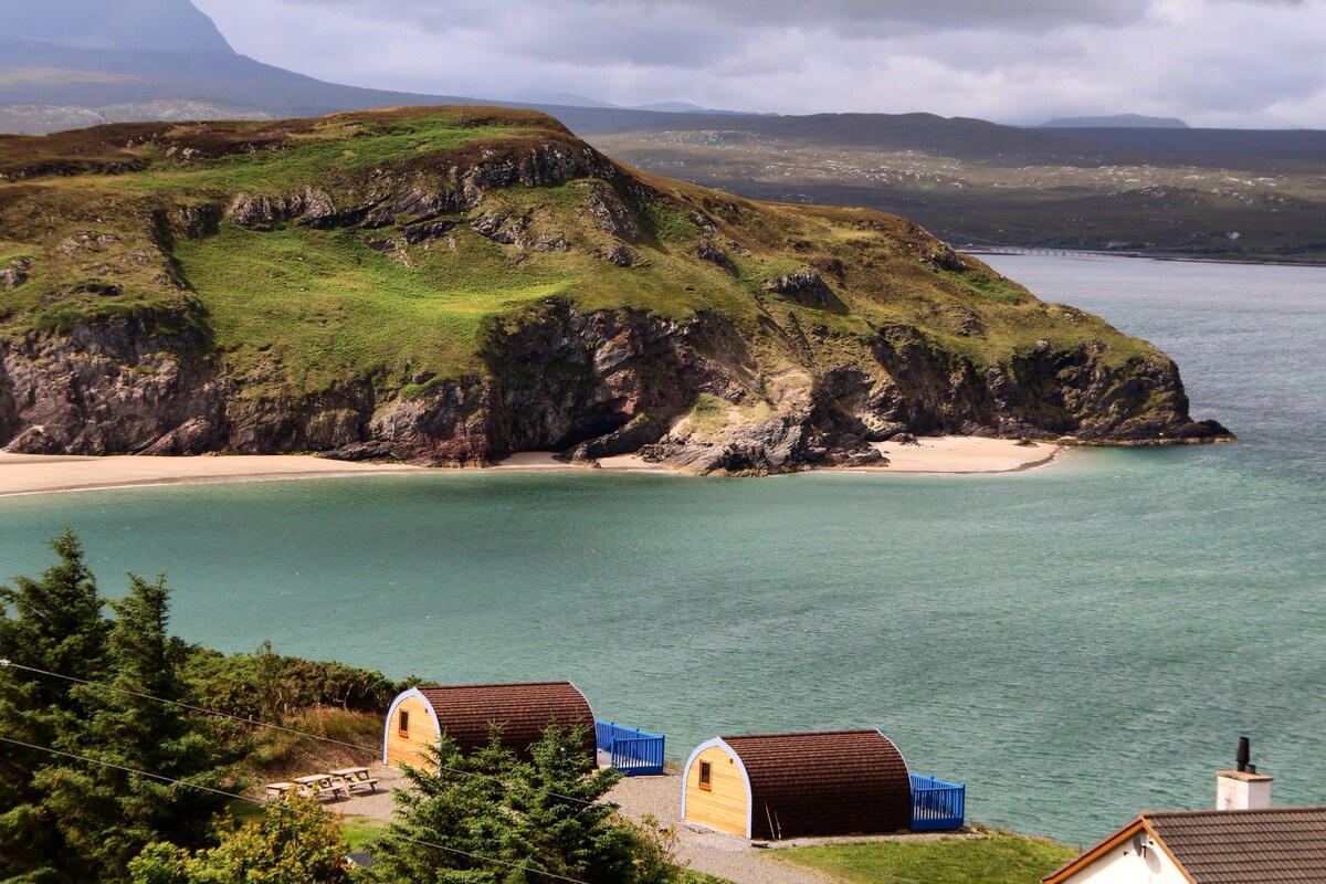 Coastal Pods - Lobster Bay