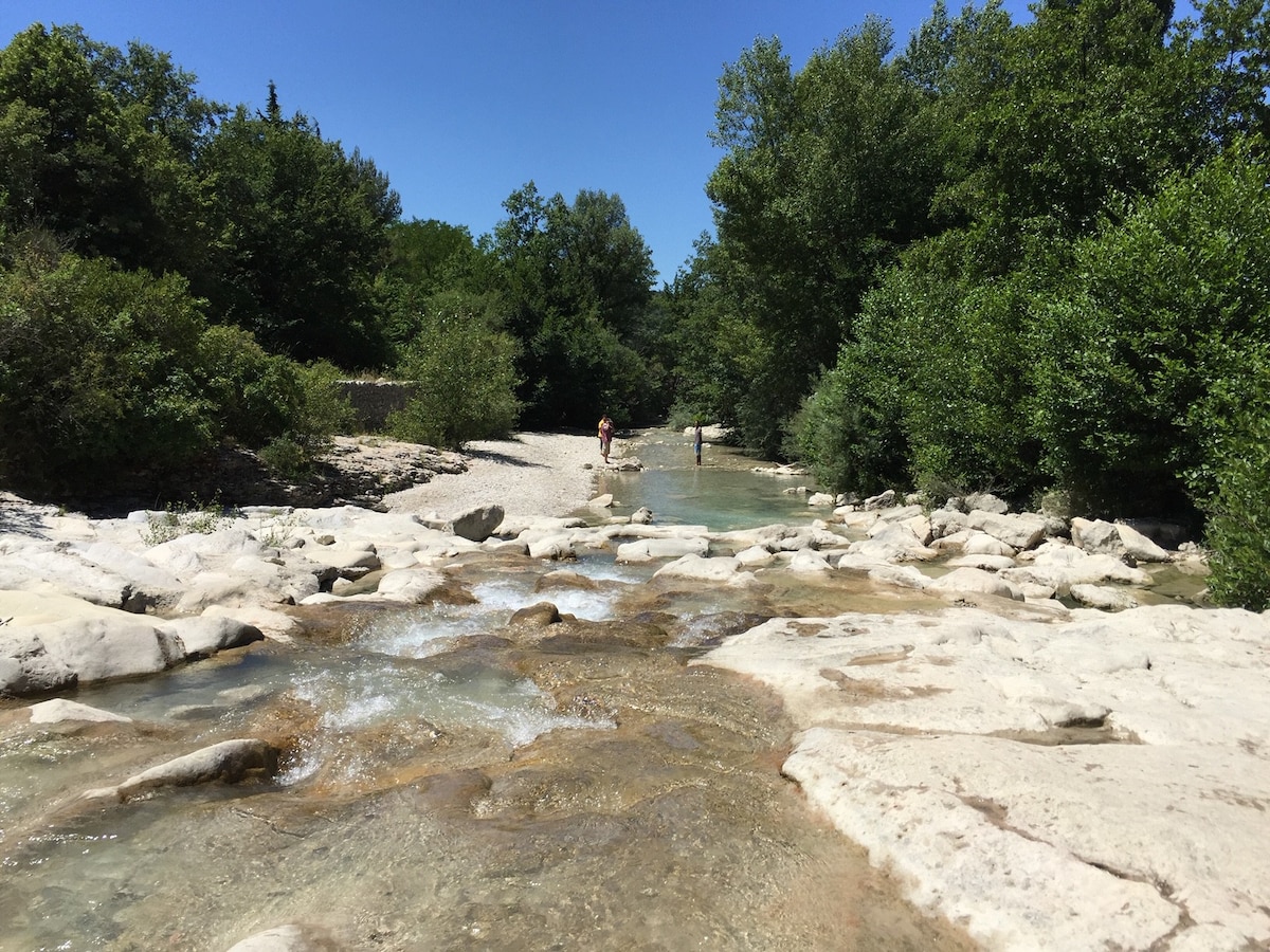 位于普罗旺斯（ Provence ）的迷人房屋