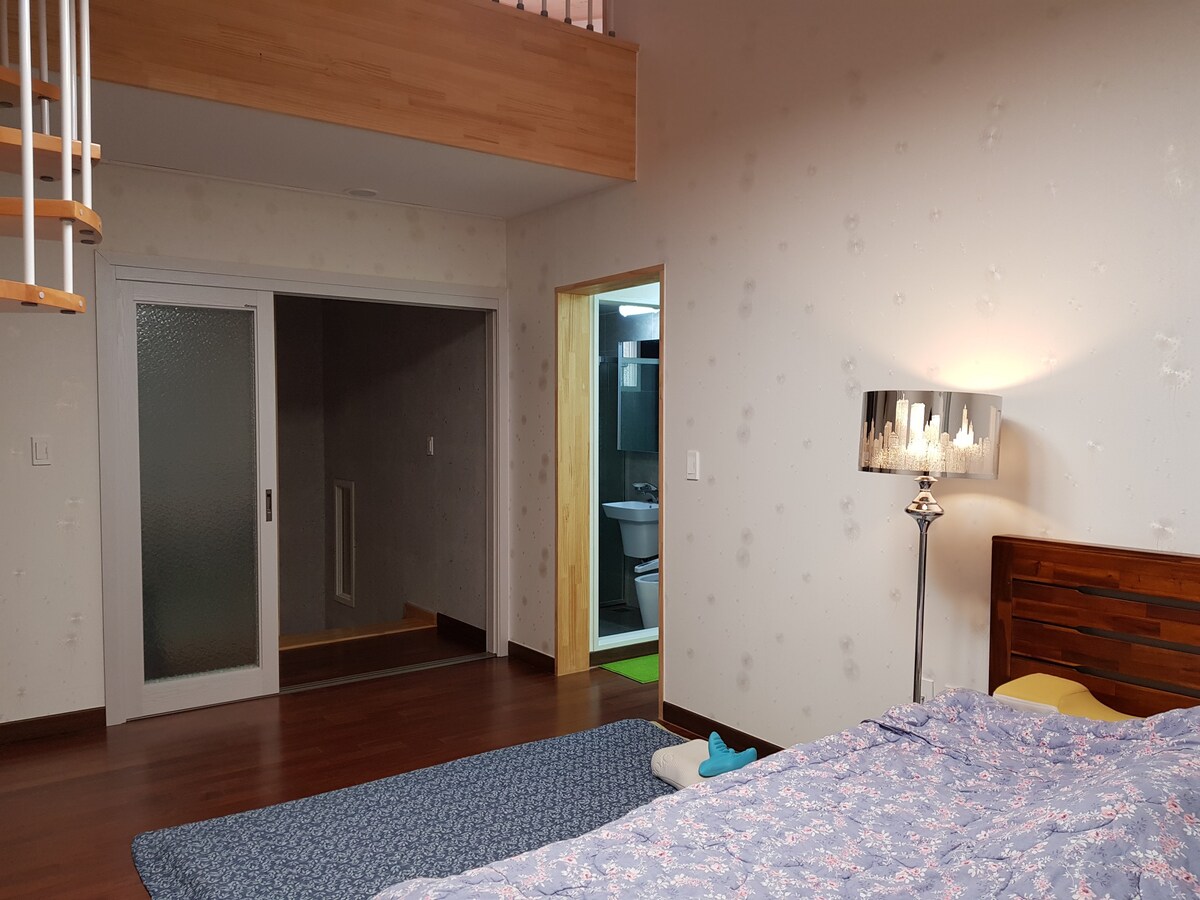 轻松DMZ顶层公寓客房（ 10公里， 1张床） ， 乐天， 新世界 名牌折扣