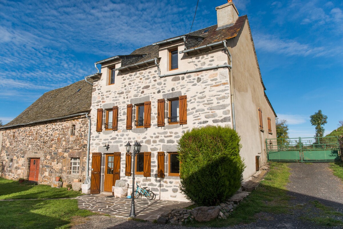 La Grange Haute, location de vacances en Aubrac