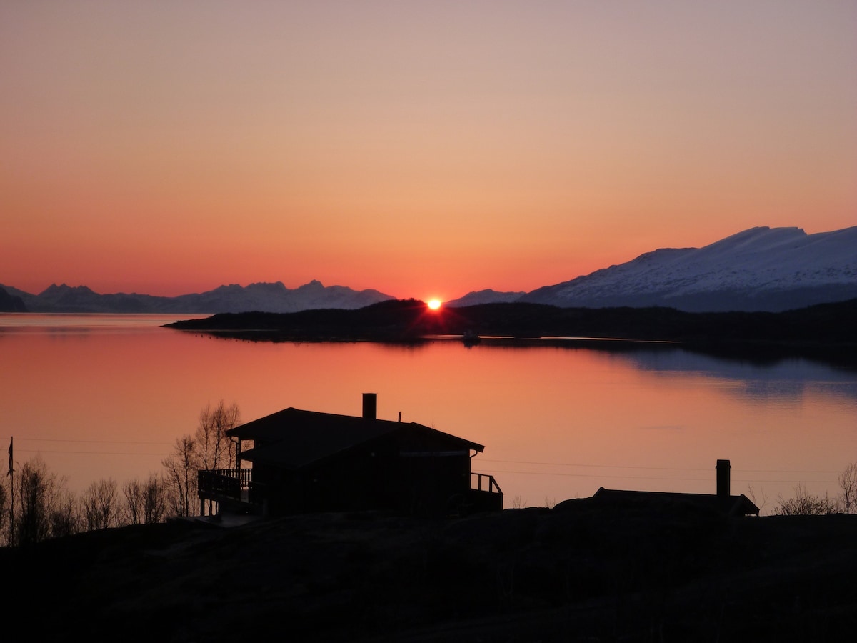 Nice kozy cabin in Lyngen.