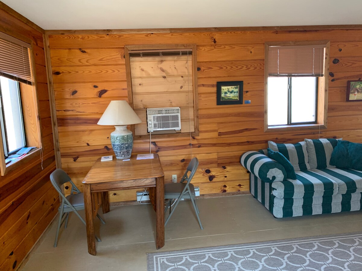 Sage Cabin at Ananda Kanan Ozark Retreat Center.