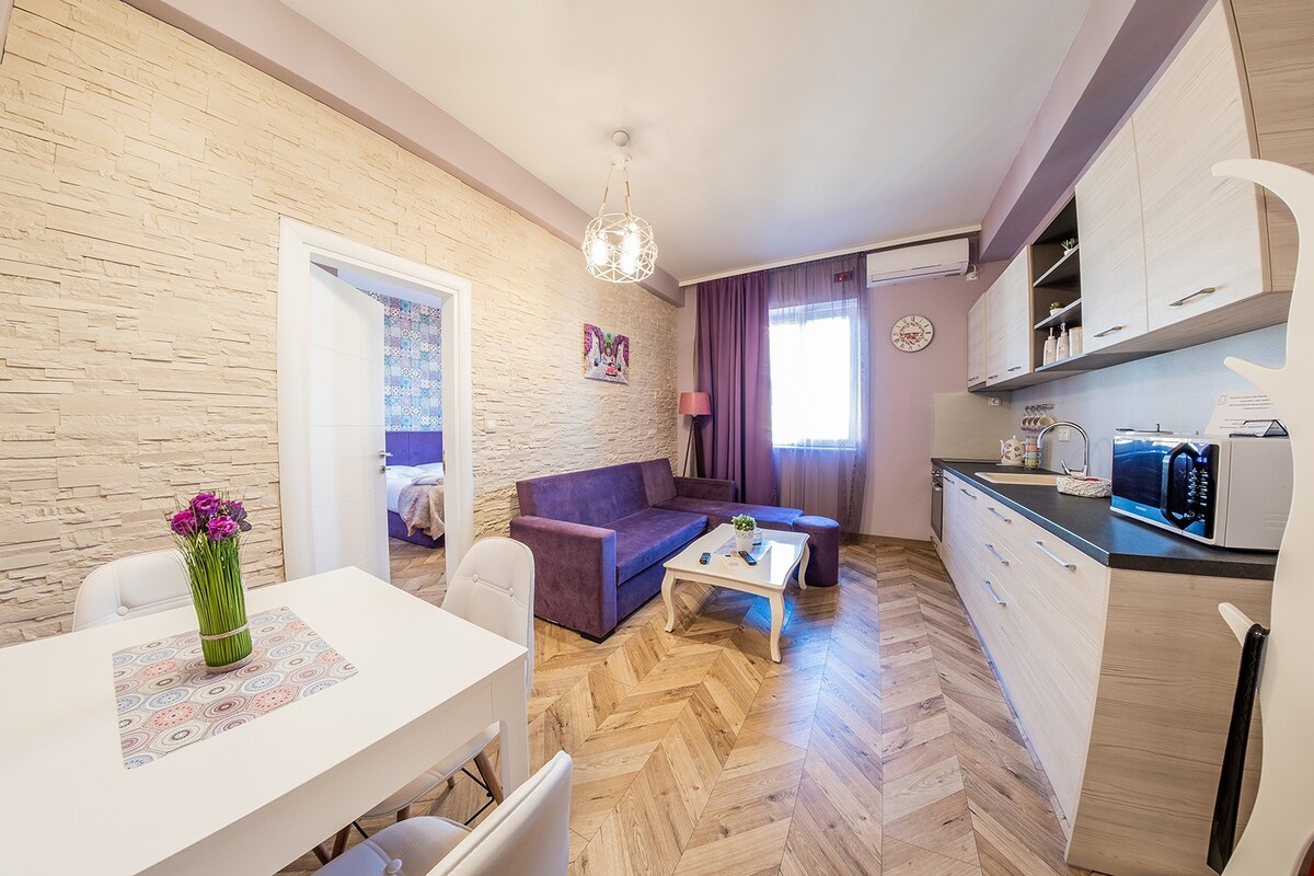 Sofia Violet Life Apartment