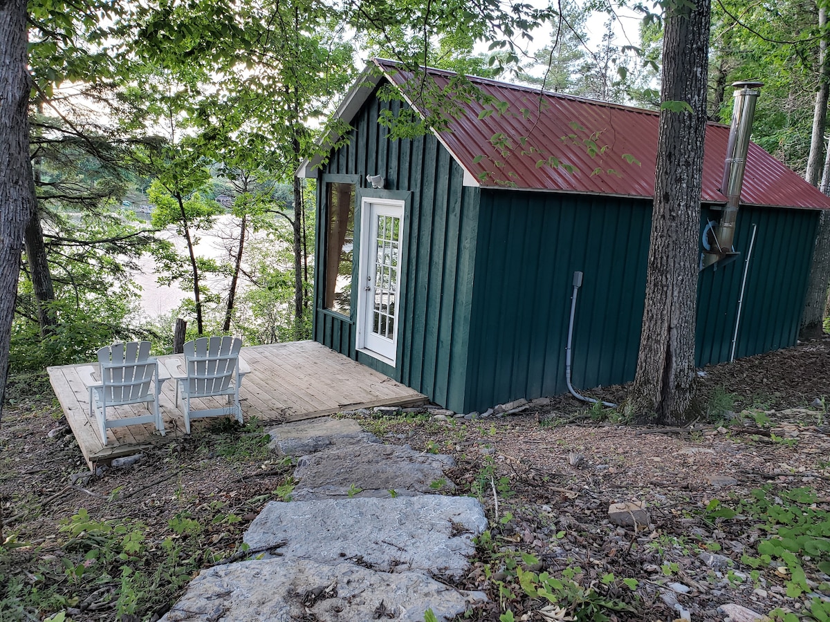 Waterfront Woodpecker Tiny Home