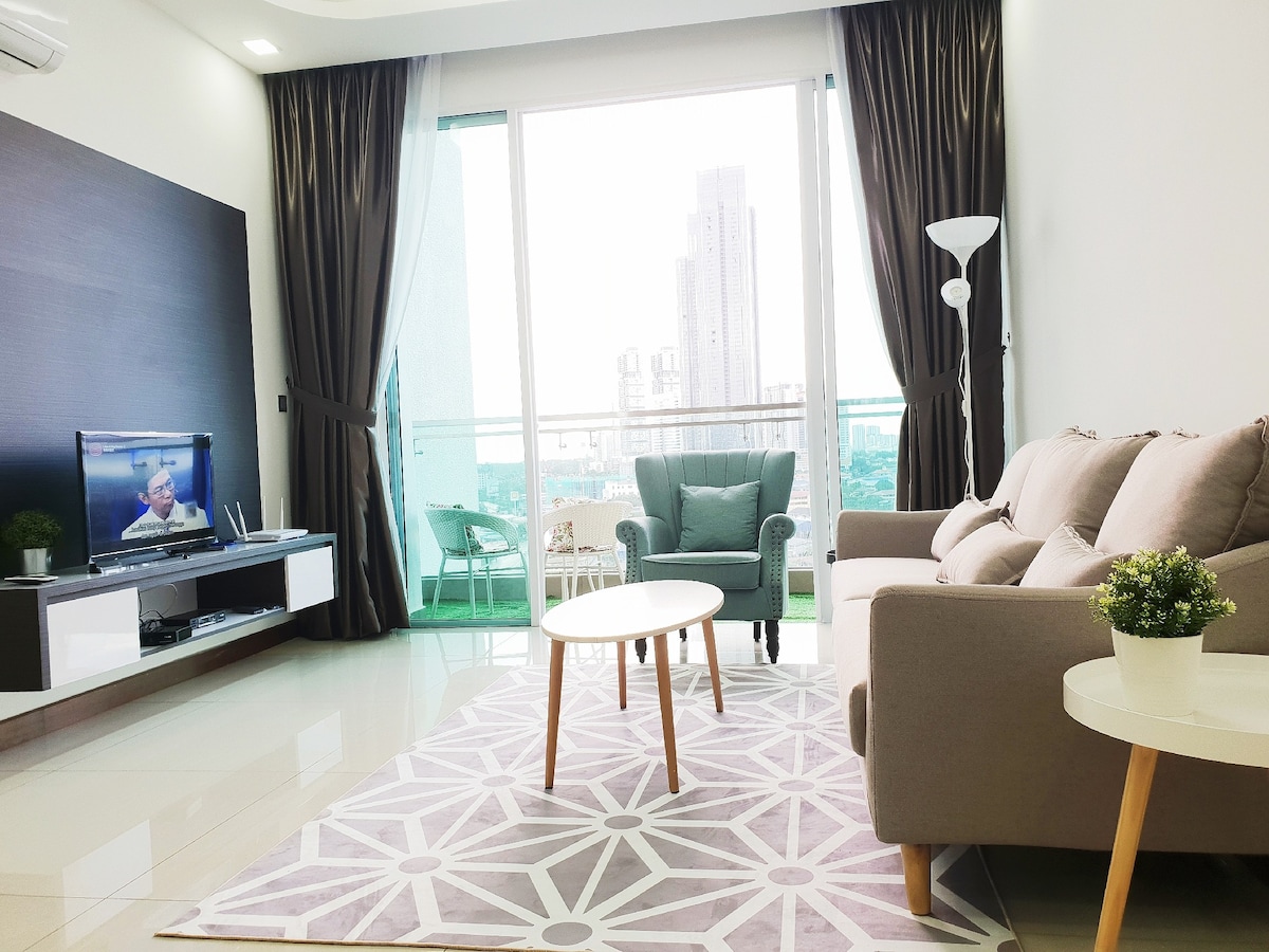 Paragon suites@CIQ JB-SG 4 BR with Bathtub 豪华舒适公寓