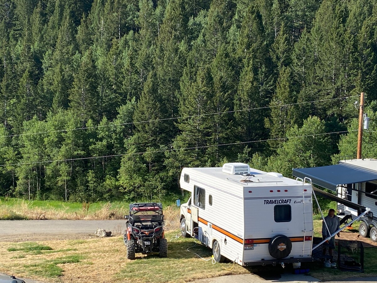 Canyon RV Site, Soda Springs, ID.不含房车