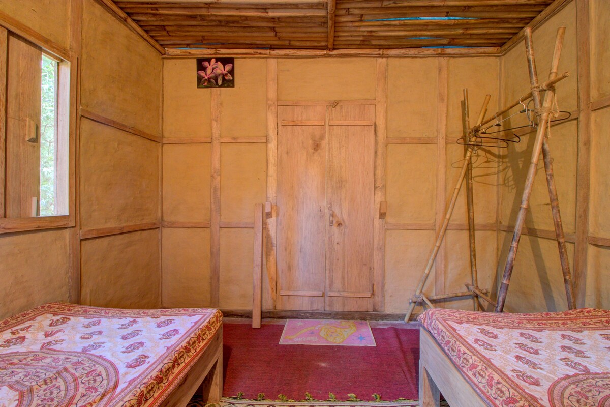 A Private Nature Room in Lonely Planet Homestay