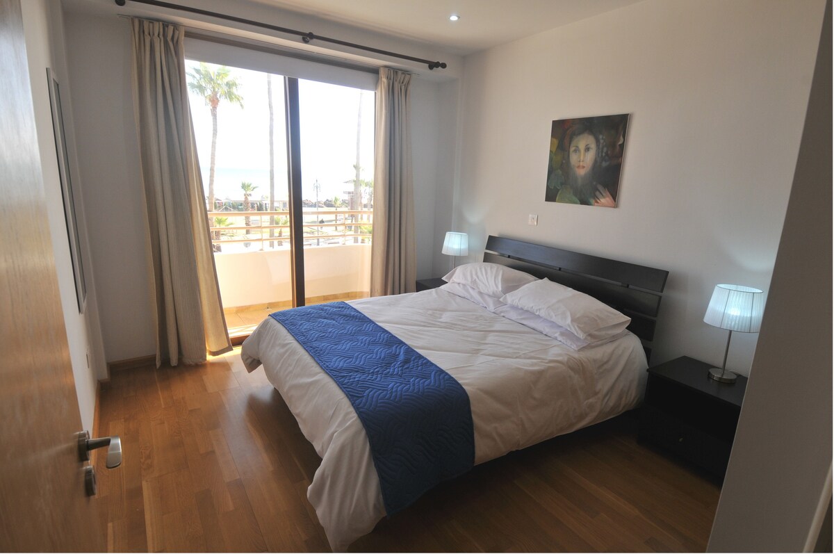 Larnaca Beach Apartments102