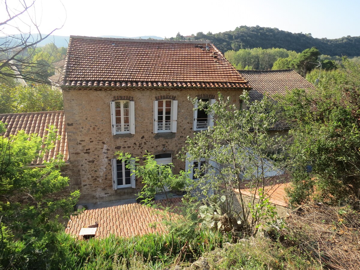 Roquebrun Maison Vigneronne