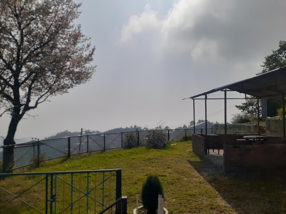 SUHANI Mountain View Rooms