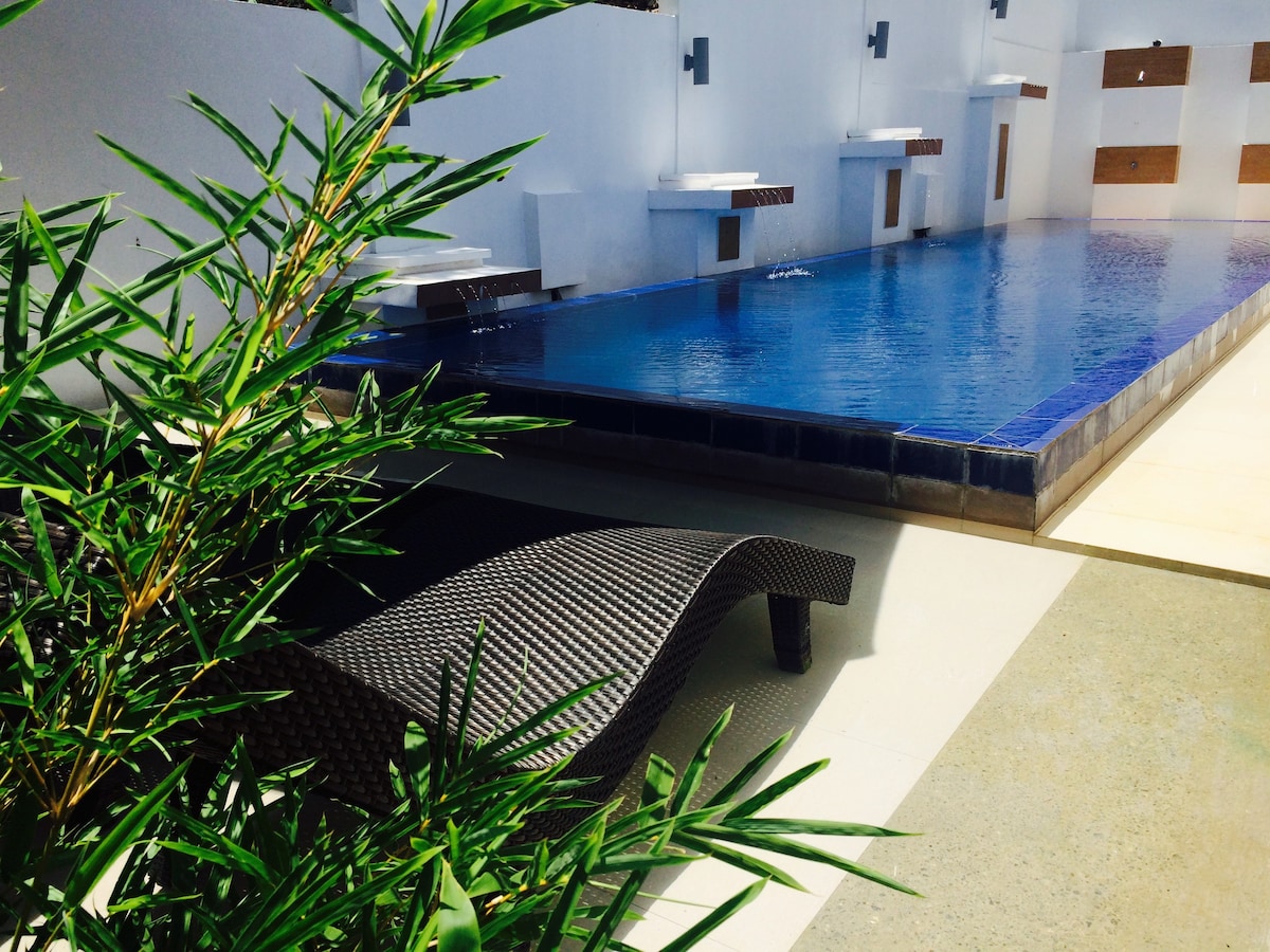 长滩岛豪华露营别墅- 3间带泳池的空调房间