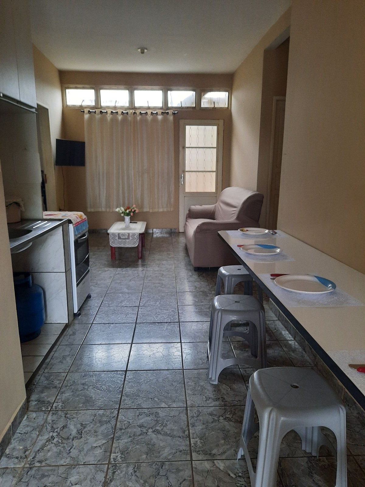Apartamento espaçoso em Cuiabá. AP 05